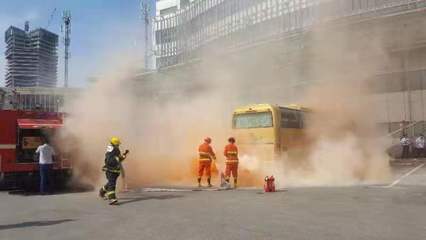 上海舉行道路旅客運(yùn)輸行業(yè)突發(fā)事件應(yīng)急演練，筑牢安全防線